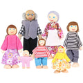 7pcs Wooden Dolls Pretend Play Set Figure Toy P2341