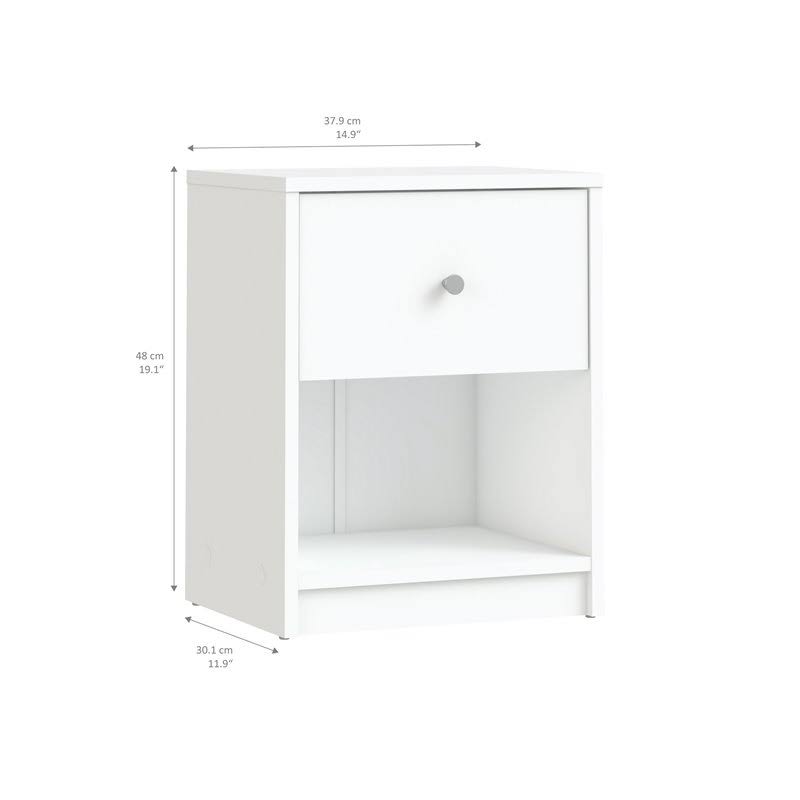 4 Piece Bedroom Set in White Z15247