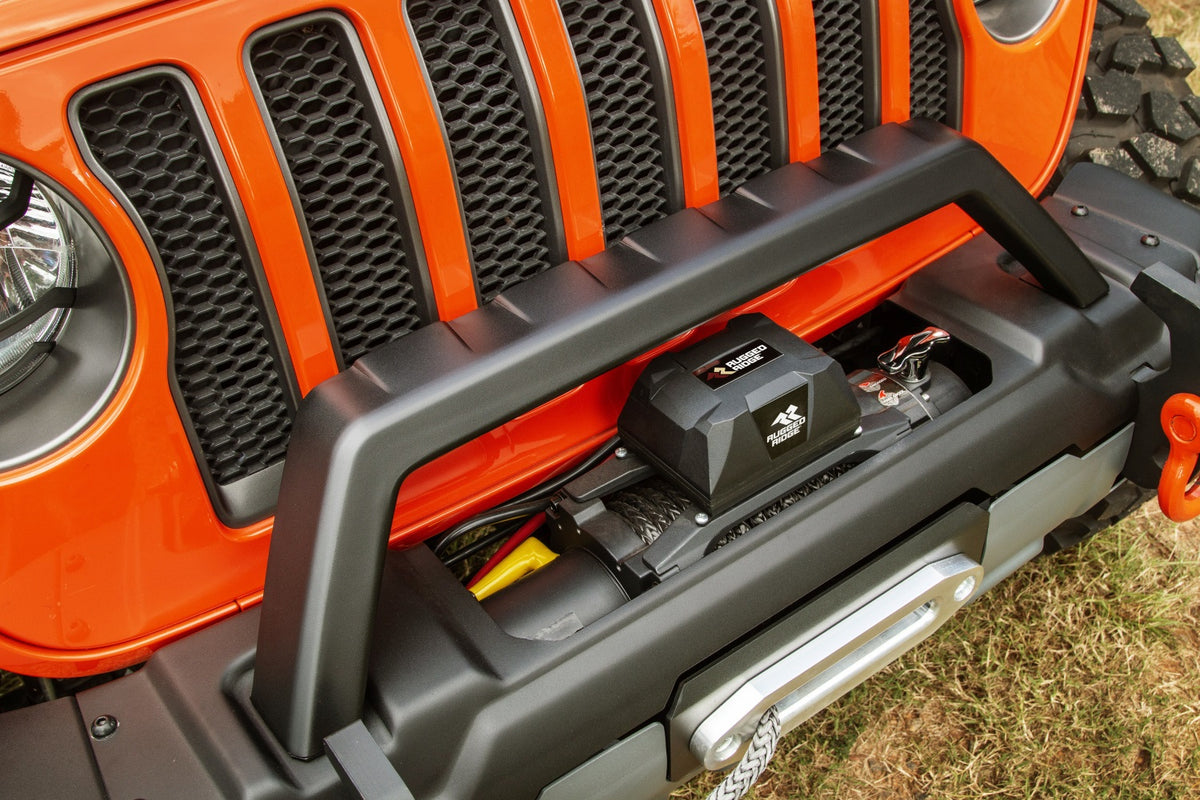 Venator Stubby Front Bumper with Overrider E984