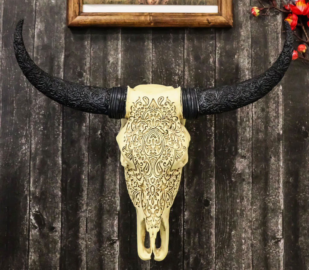 Tooled Bison Bull Cow Skull Wall Decor Plaque I2690