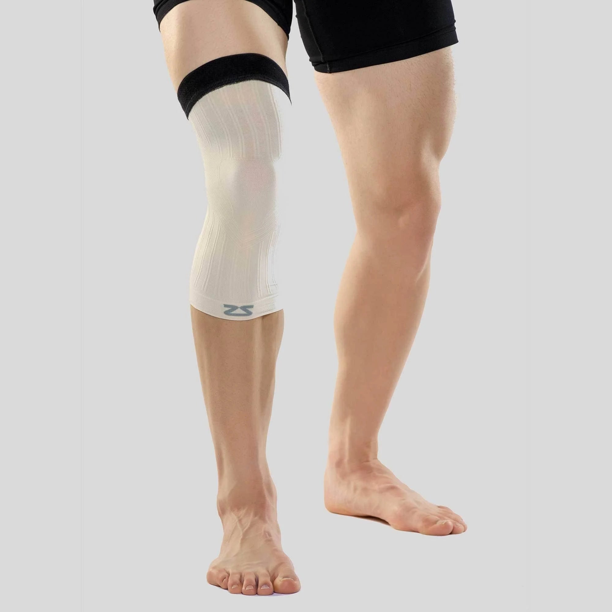 Compression Knee Sleeve in 2 Sleeves Blue K169