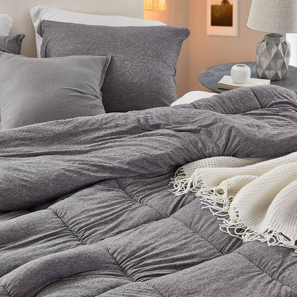 King Oversized Comforter in Morning Gray A7308