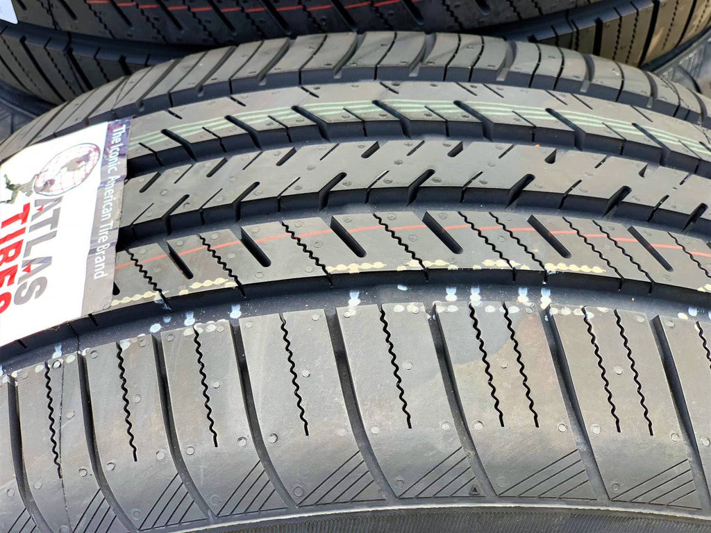 285/25R20 93W XL High Performance All Season Tire V8743