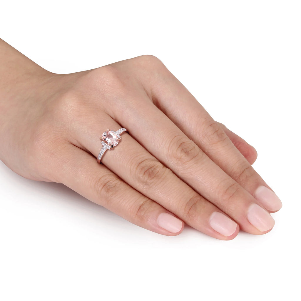 Oval-Cut Morganite and Round-Cut Diamond Accent Halo Ring I6672